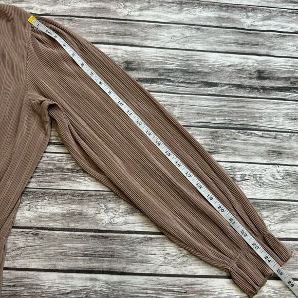 Pull & Bear Women's Accordion Pleat Blouse XL Extra Large Tan Beige Light Brown - Picture 15 of 15